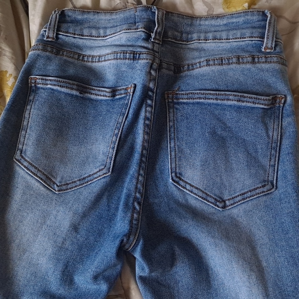 Jeans - Picture 3 of 3